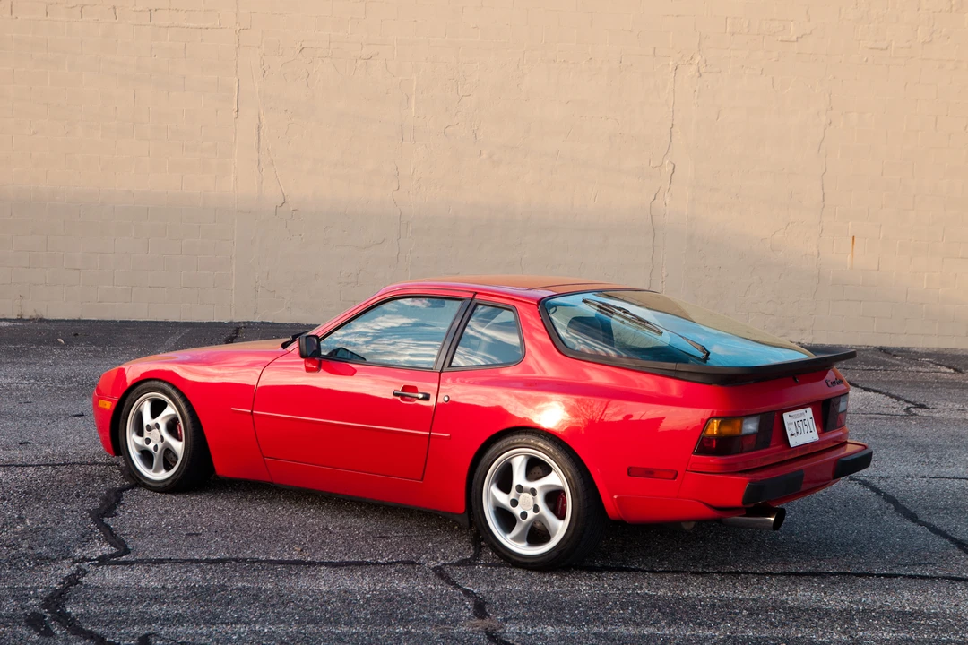 1986 Porsche 944 Turbo - Image 6 of 31