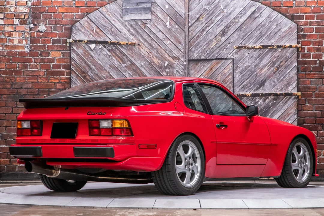 1986 Porsche 944 Turbo - Image 5 of 31