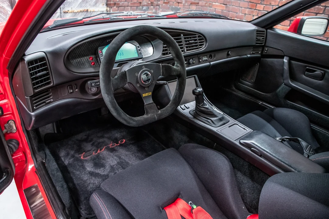 1986 Porsche 944 Turbo - Image 24 of 31