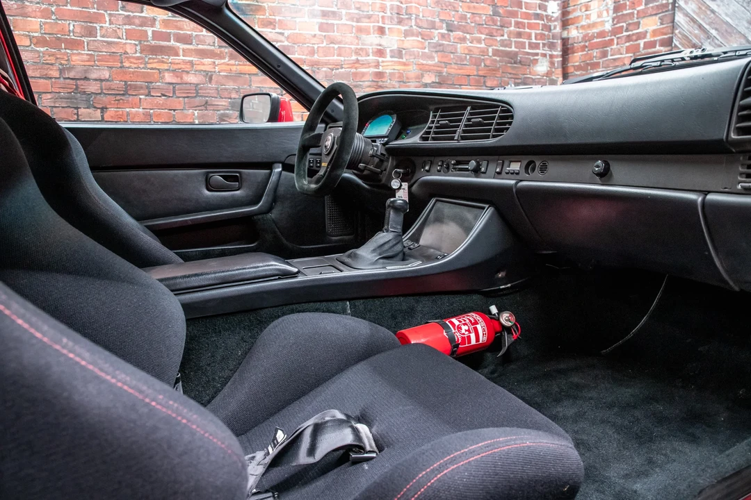 1986 Porsche 944 Turbo - Image 27 of 31