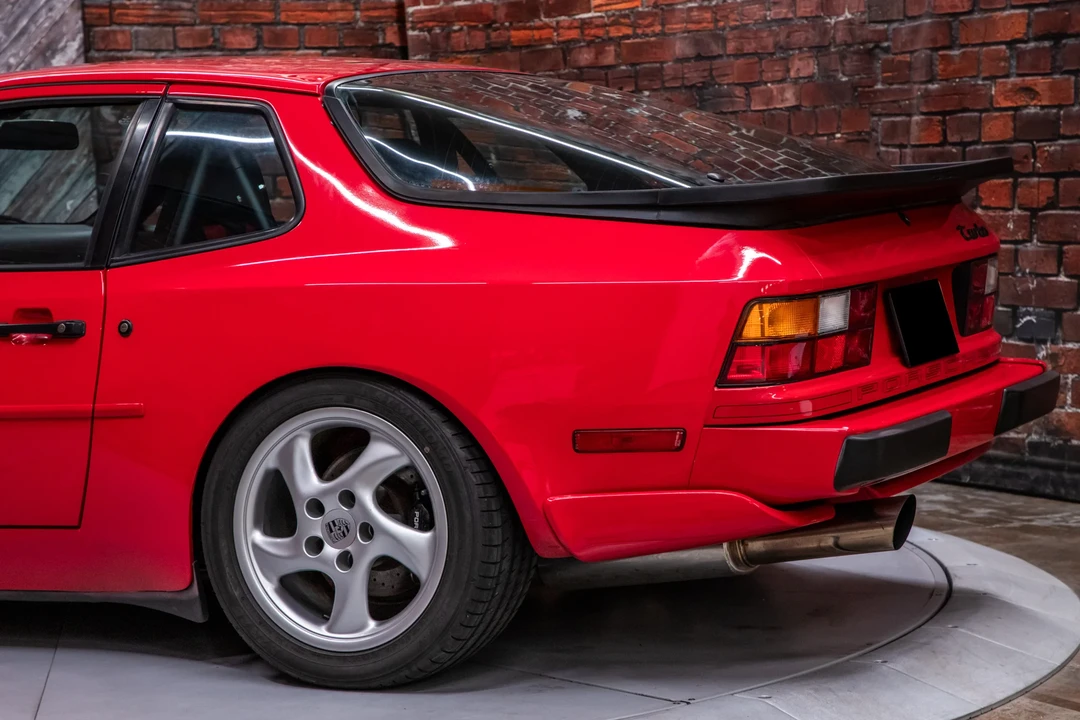 1986 Porsche 944 Turbo - Image 13 of 31