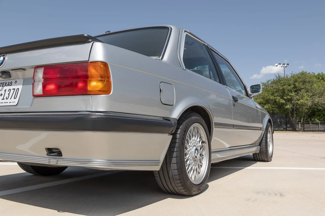 1987 BMW E30 3 Series - Image 27 of 31