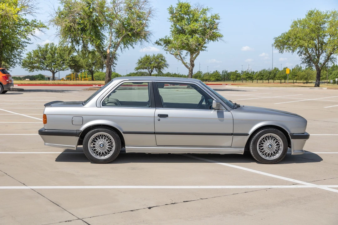 1987 BMW E30 3 Series - Image 8 of 31