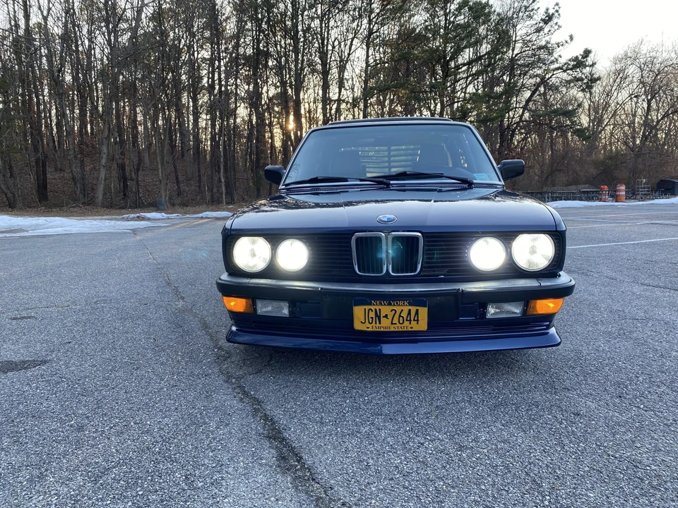 1987 BMW E28 5 Series - Image 2 of 31