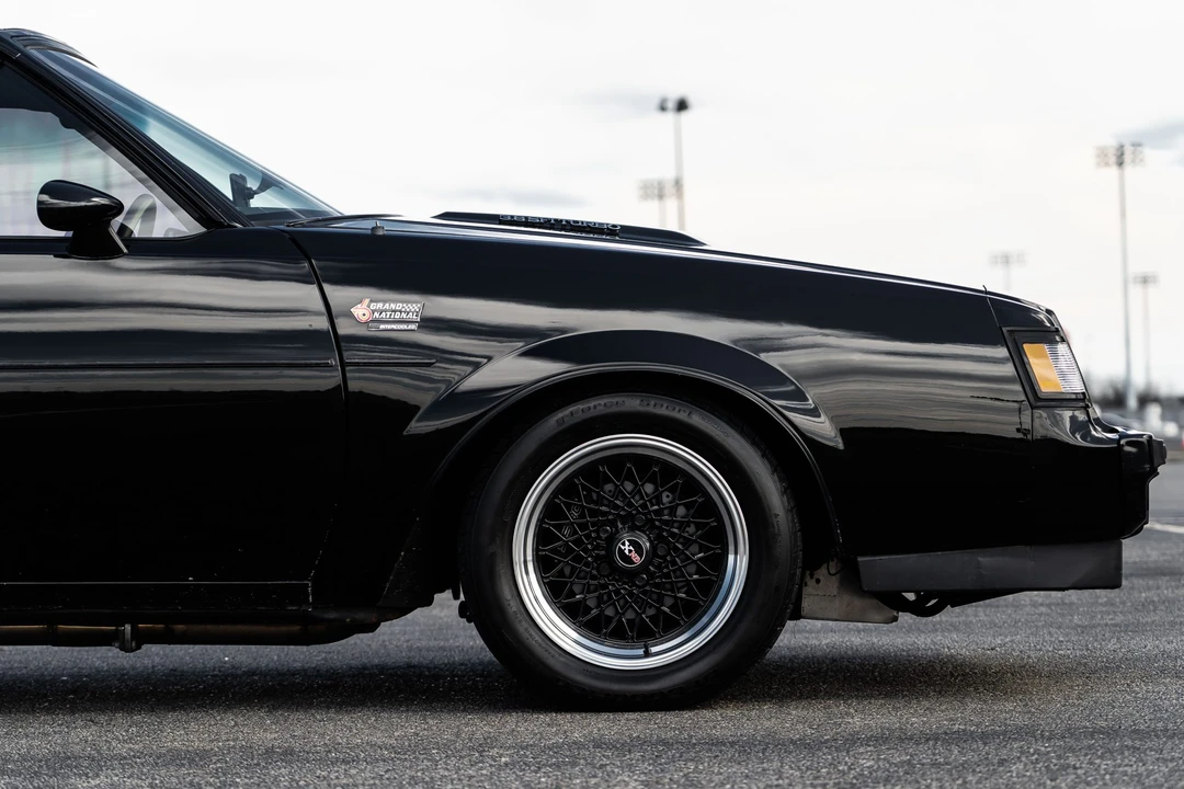 1987 Buick Grand National - Image 29 of 31