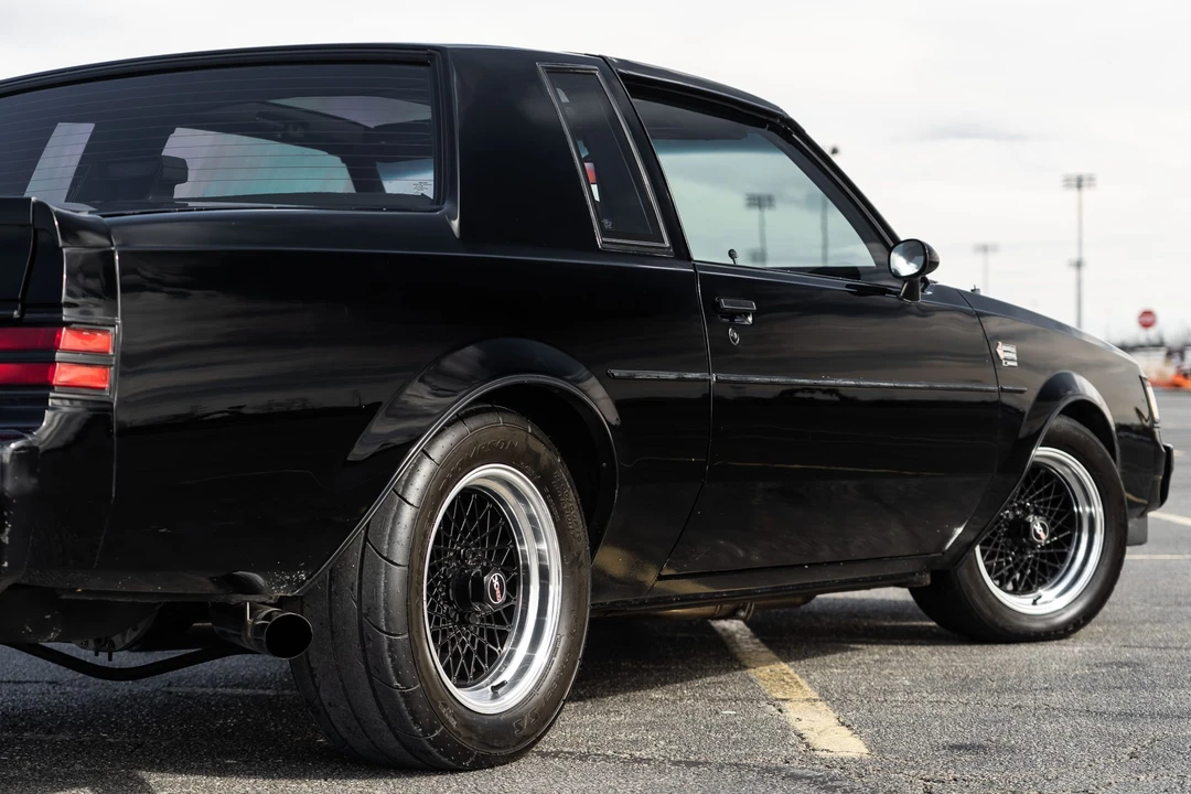 1987 Buick Grand National - Image 28 of 31