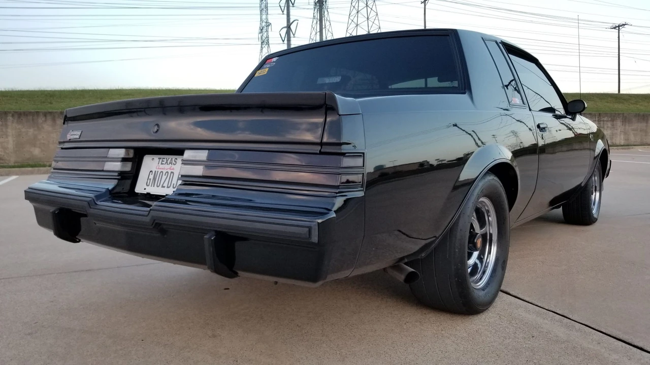1987 Buick Grand National - Image 28 of 31