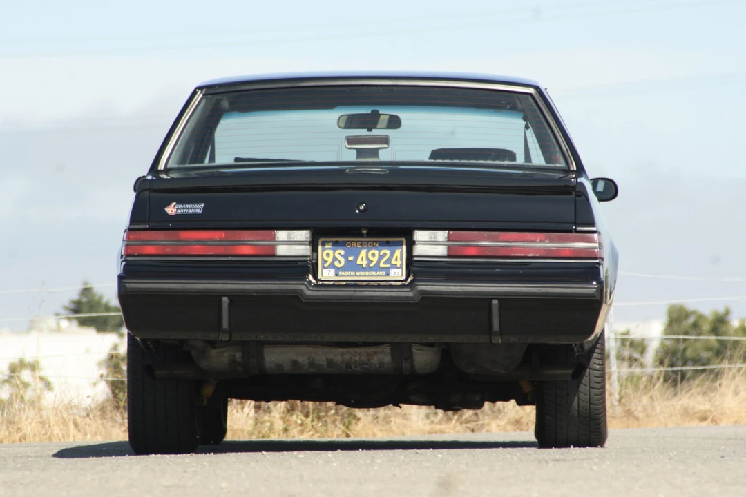 1987 Buick Grand National - Image 28 of 31