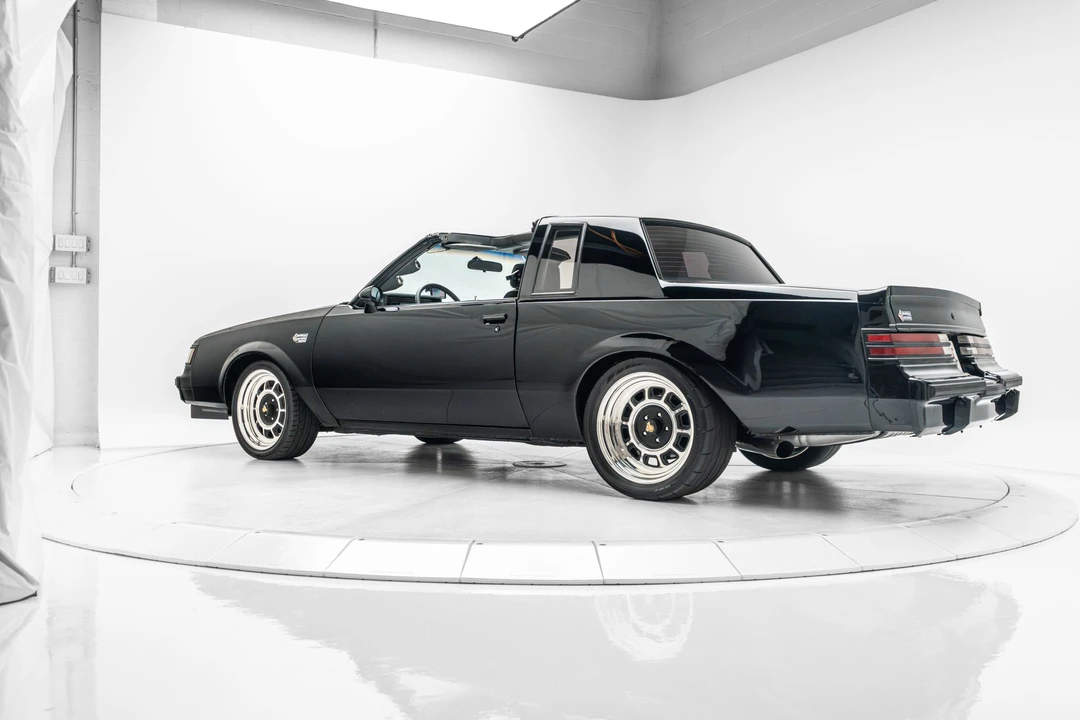 1987 Buick Grand National - Image 27 of 31