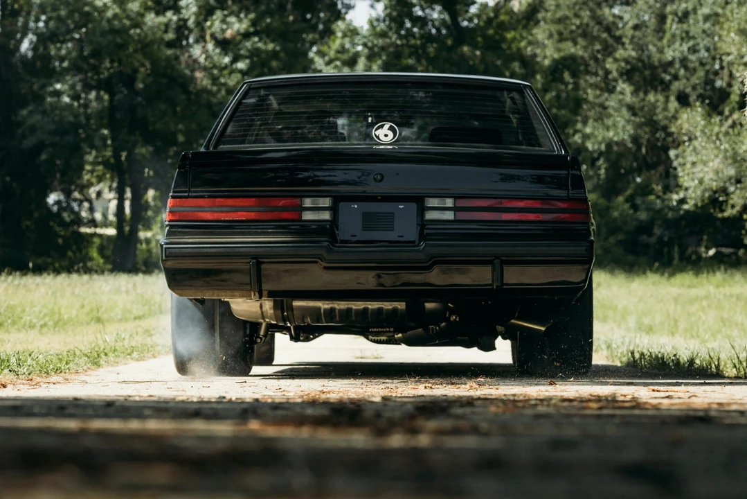 1987 Buick Grand National - Image 18 of 31
