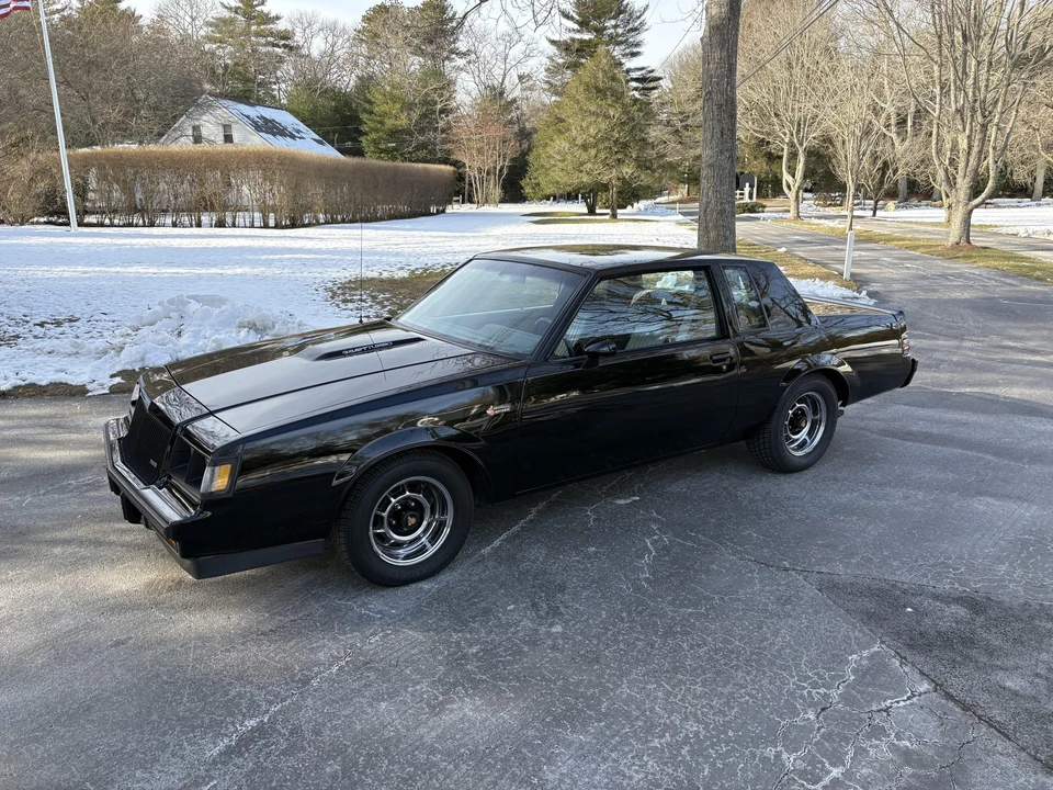 1987 Buick Grand National - Image 29 of 31