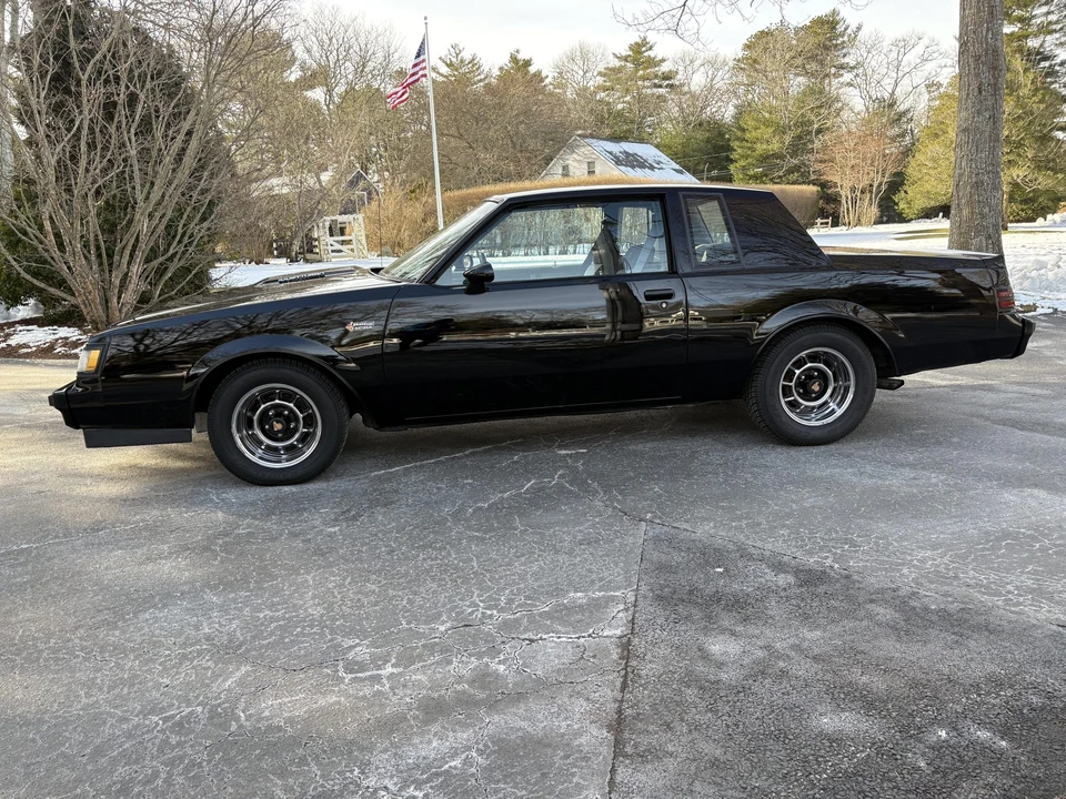 1987 Buick Grand National - Image 26 of 31