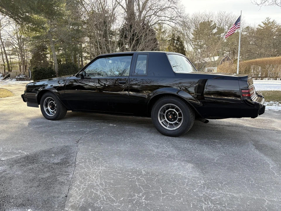 1987 Buick Grand National - Image 25 of 31
