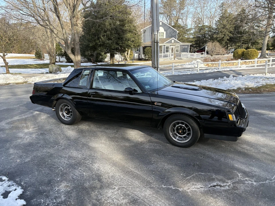 1987 Buick Grand National - Image 10 of 31