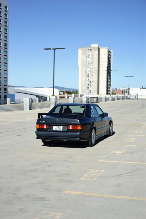 1987 Mercedes-Benz 190E 2.3-16 & 2.5-16 - Image 10 of 31