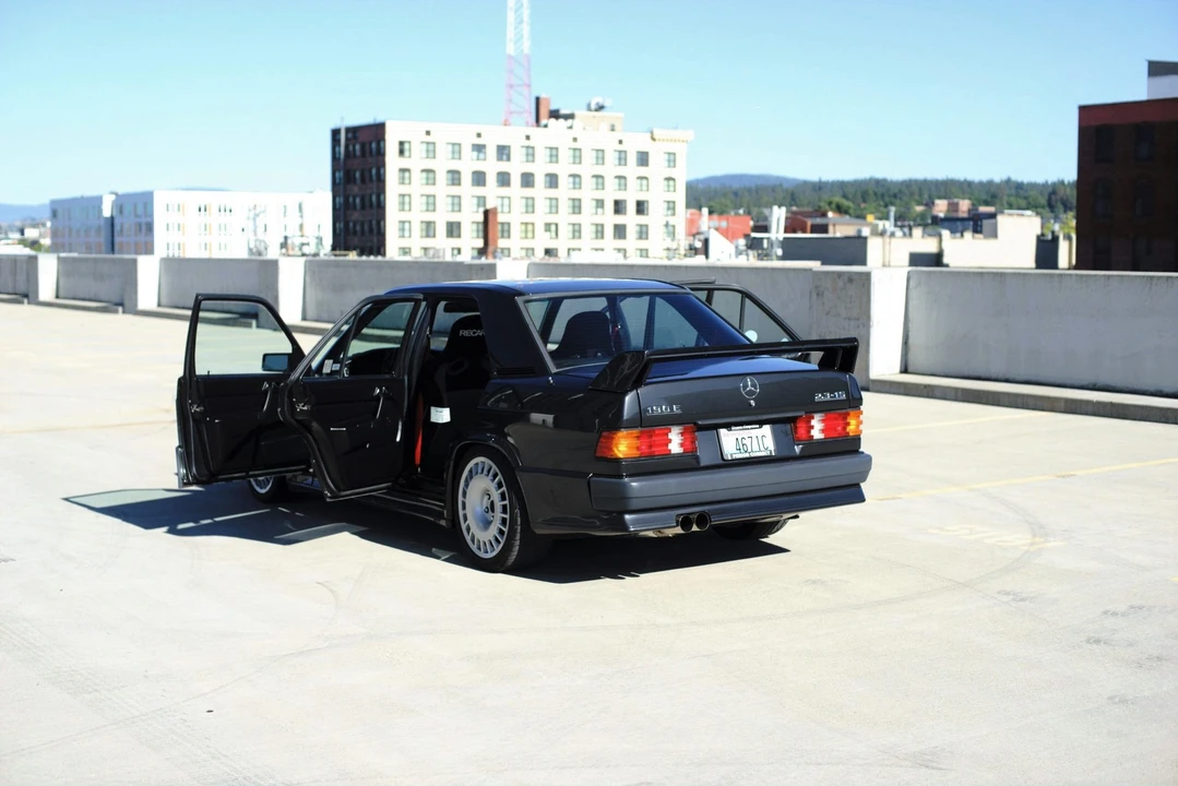 1987 Mercedes-Benz 190E 2.3-16 & 2.5-16 - Image 26 of 31