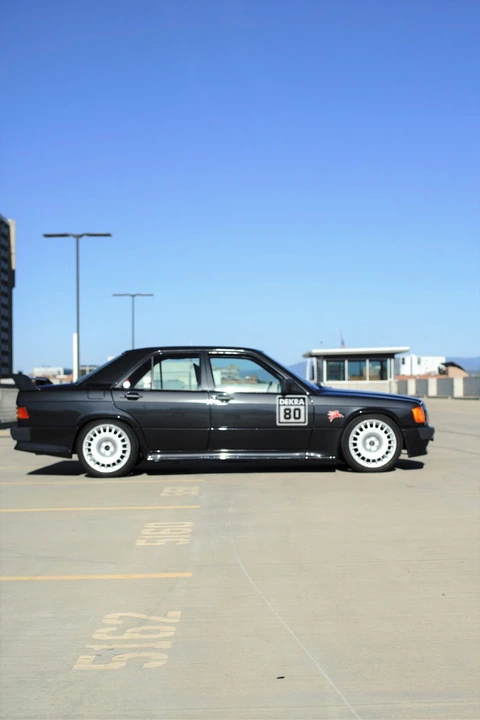 1987 Mercedes-Benz 190E 2.3-16 & 2.5-16 - Image 15 of 31