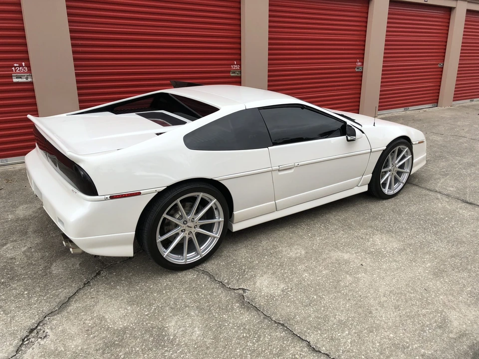 1987 Pontiac Fiero GT - Image 2 of 31