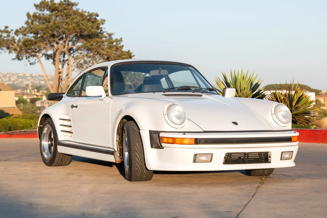 1987 Porsche 911 Carrera 3.2 - Image 10 of 31