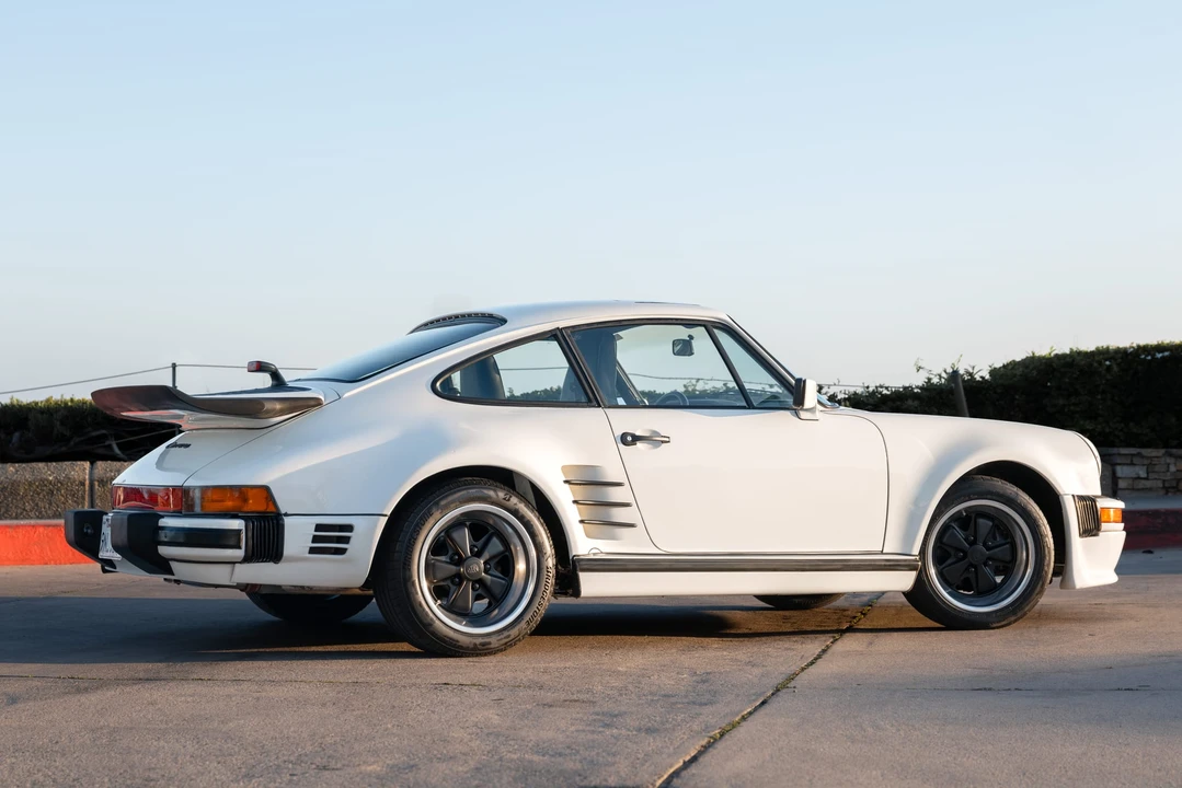 1987 Porsche 911 Carrera 3.2 - Image 6 of 31