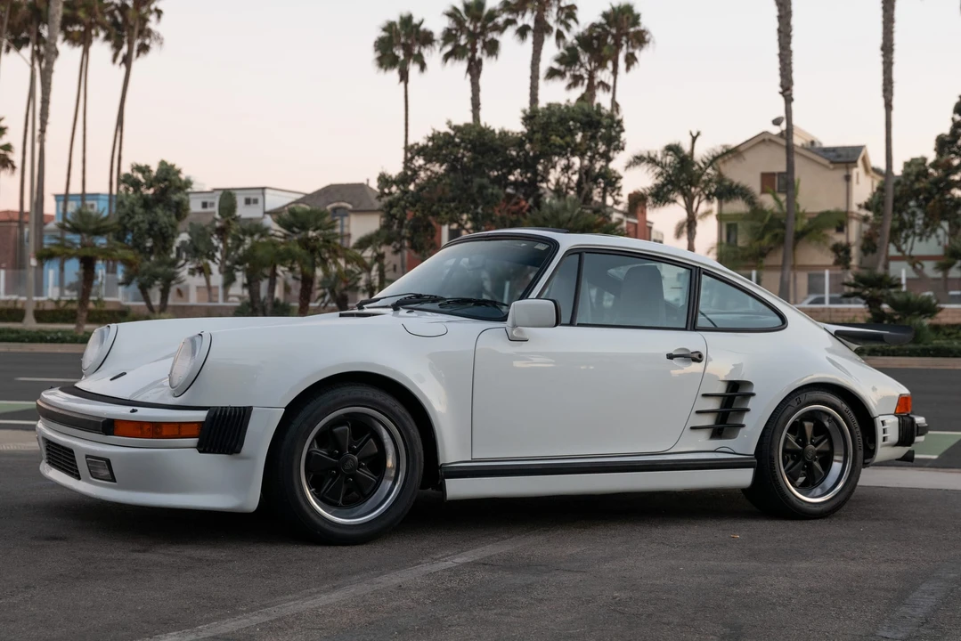 1987 Porsche 911 Carrera 3.2 - Image 3 of 31