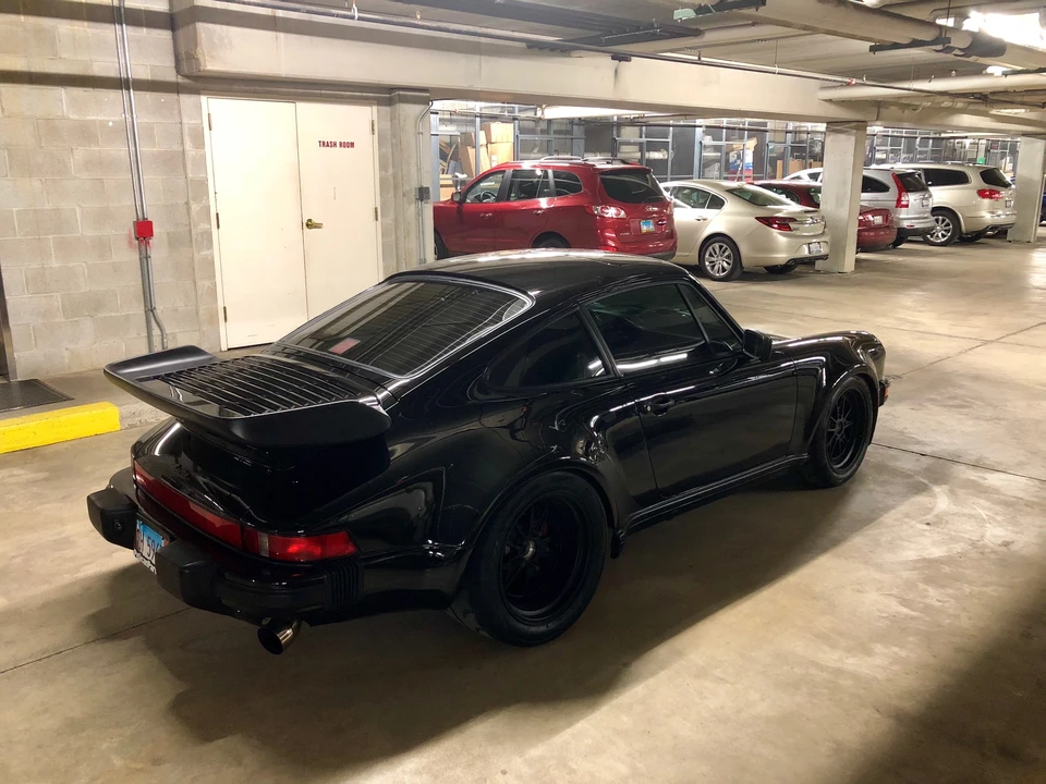 1987 Porsche 911 Carrera 3.2 - Image 15 of 31
