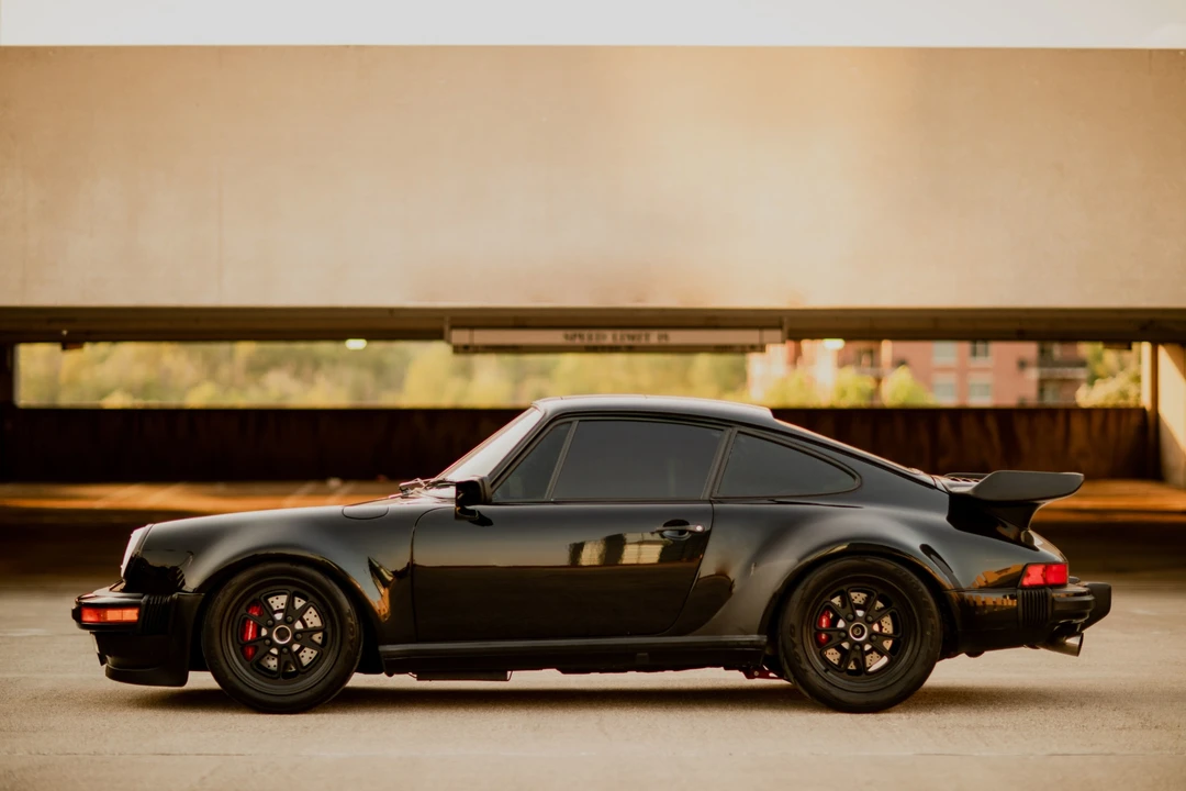 1987 Porsche 911 Carrera 3.2 - Image 9 of 31