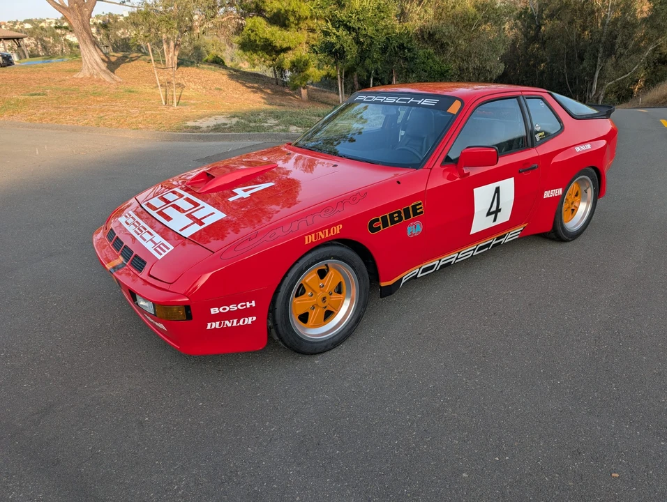 1987 Porsche 924 S - Image 9 of 31