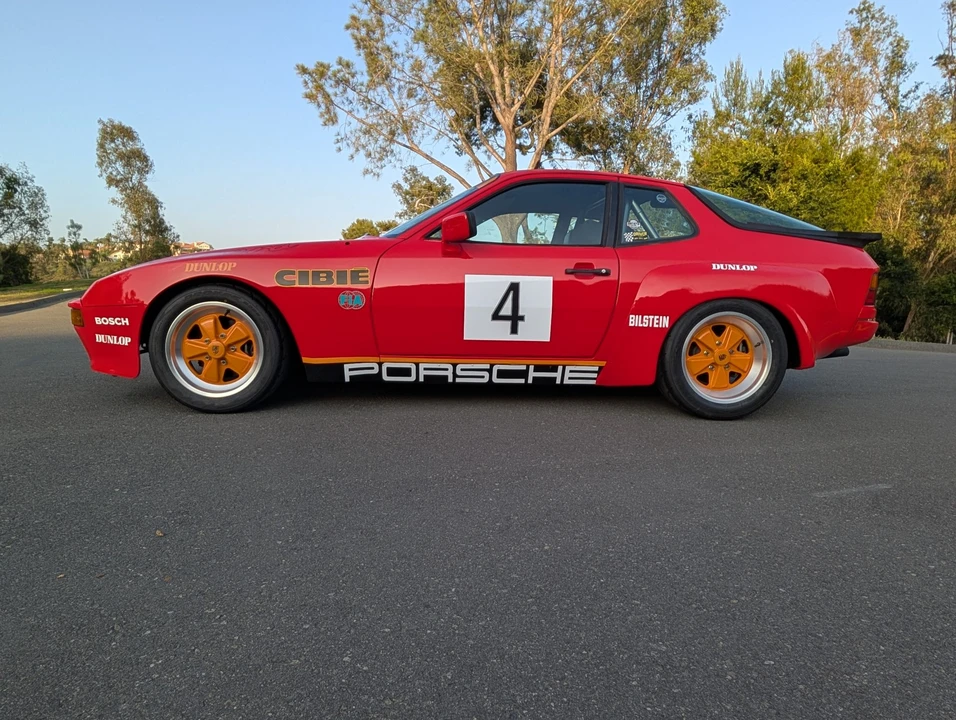 1987 Porsche 924 S - Image 13 of 31