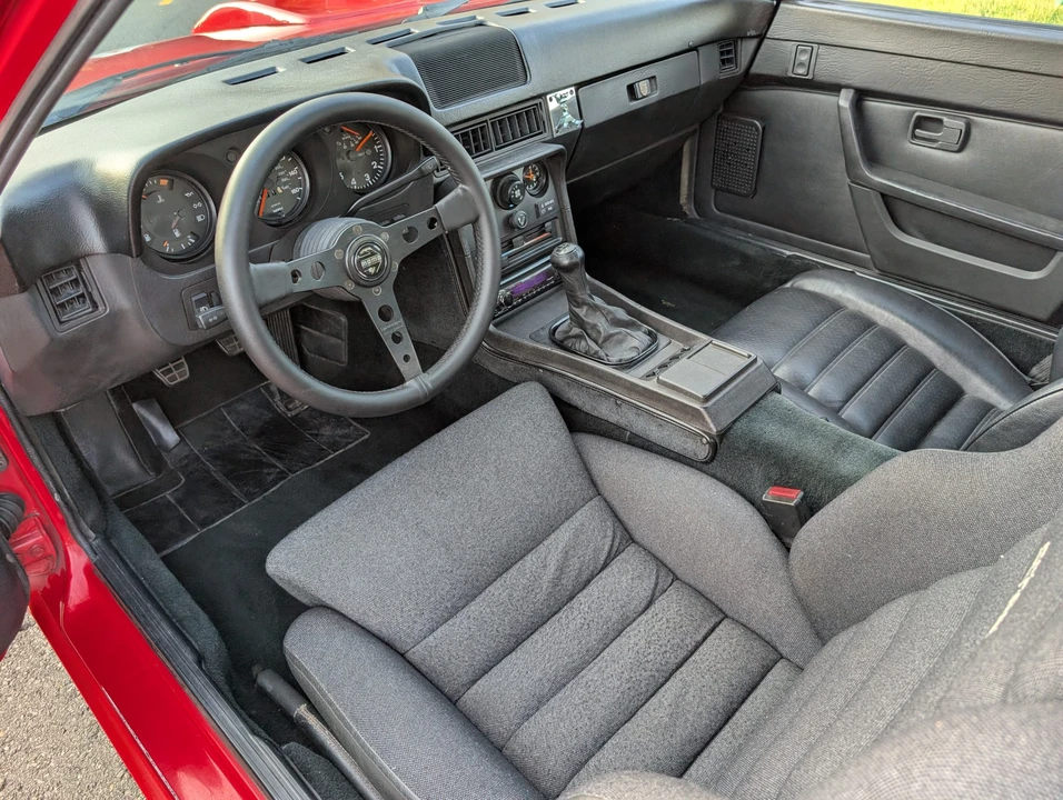 1987 Porsche 924 S - Image 25 of 31