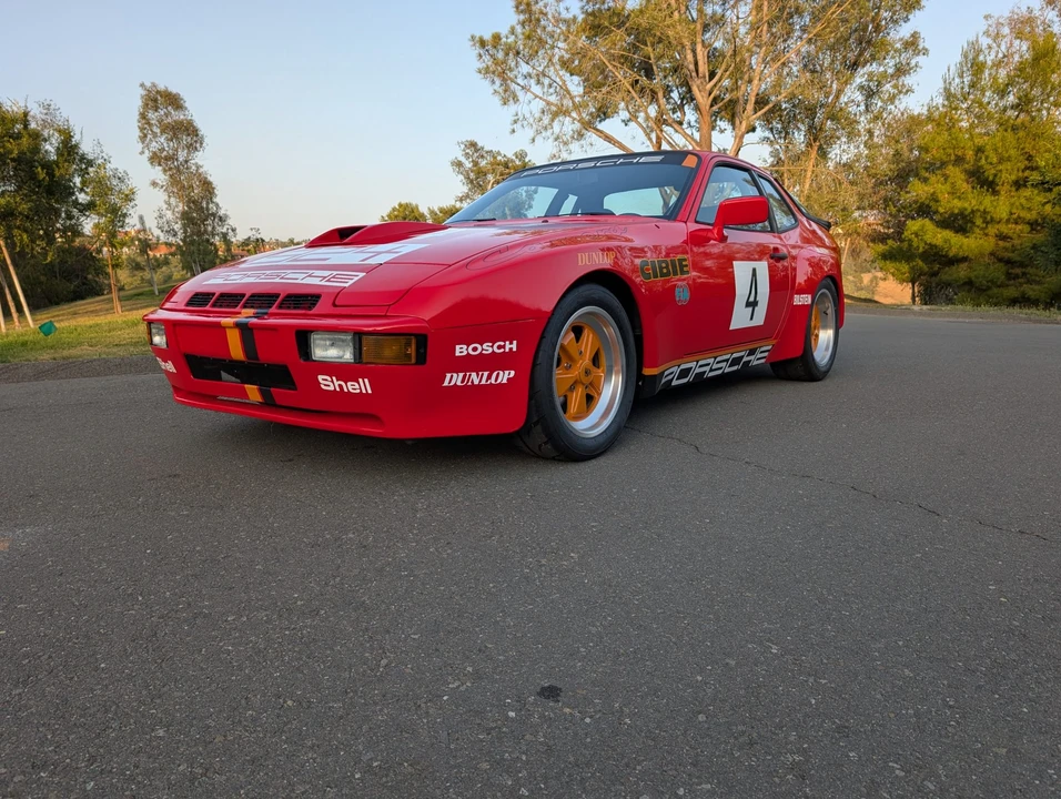 1987 Porsche 924 S - Image 7 of 31