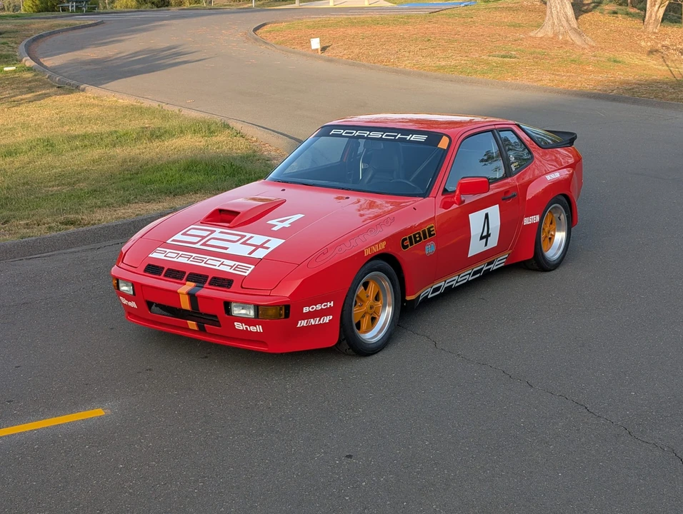 1987 Porsche 924 S - Image 5 of 31