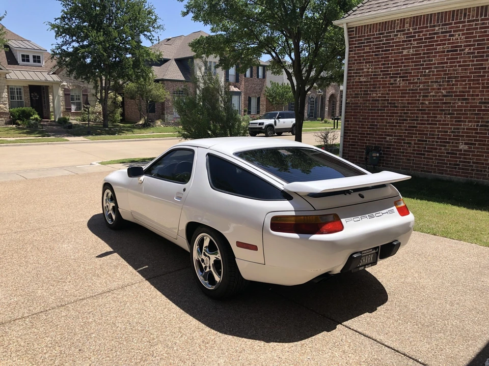 1987 Porsche 928 S4 - Image 8 of 31