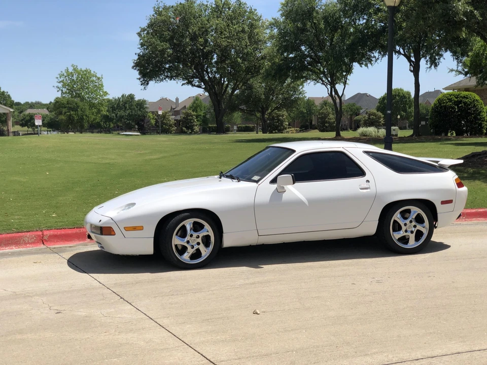 1987 Porsche 928 S4 - Image 6 of 31
