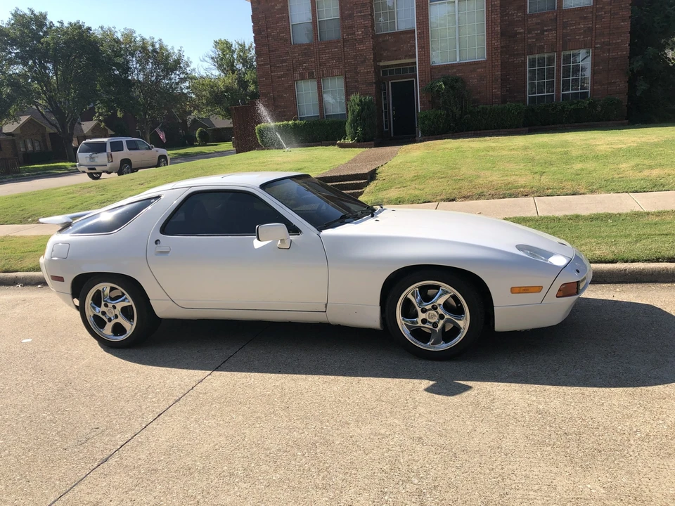 1987 Porsche 928 S4 - Image 18 of 31