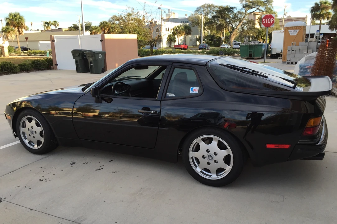 1987 Porsche 944 - Image 9 of 31