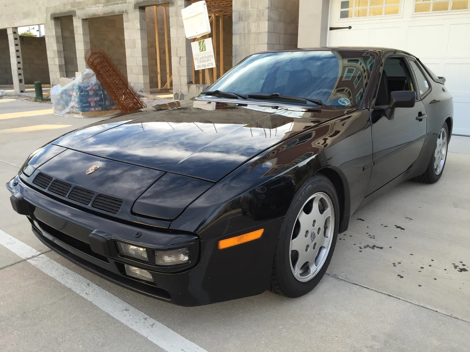 1987 Porsche 944 - Image 8 of 31