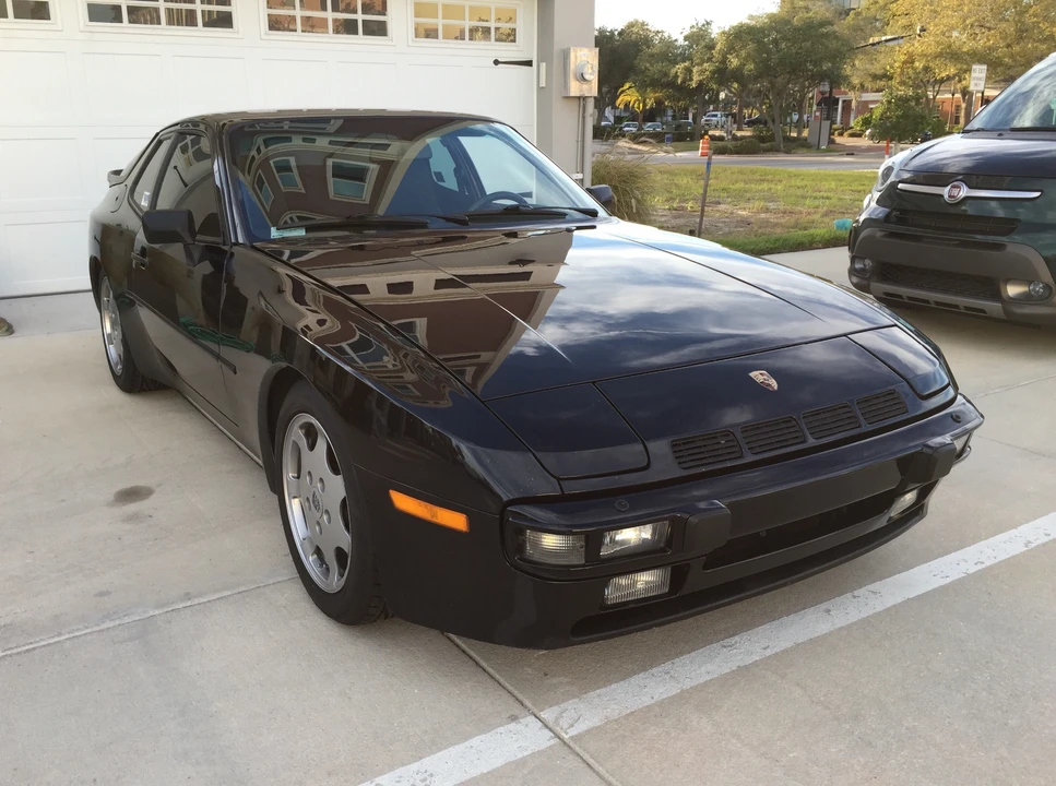 1987 Porsche 944 - Image 11 of 31