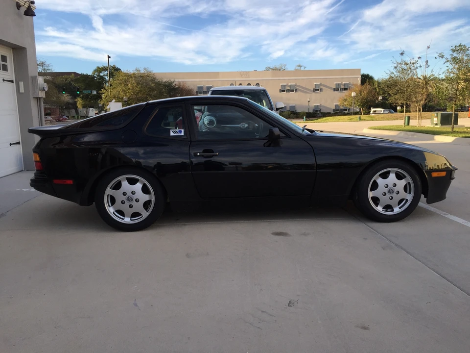1987 Porsche 944 - Image 13 of 31