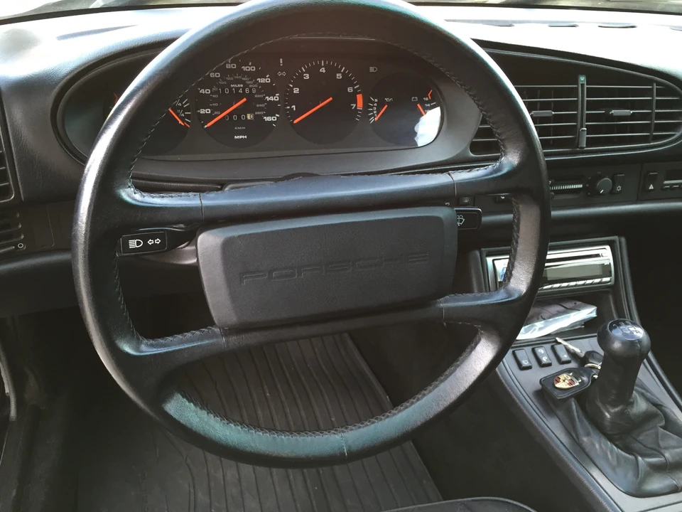 1987 Porsche 944 - Image 17 of 31