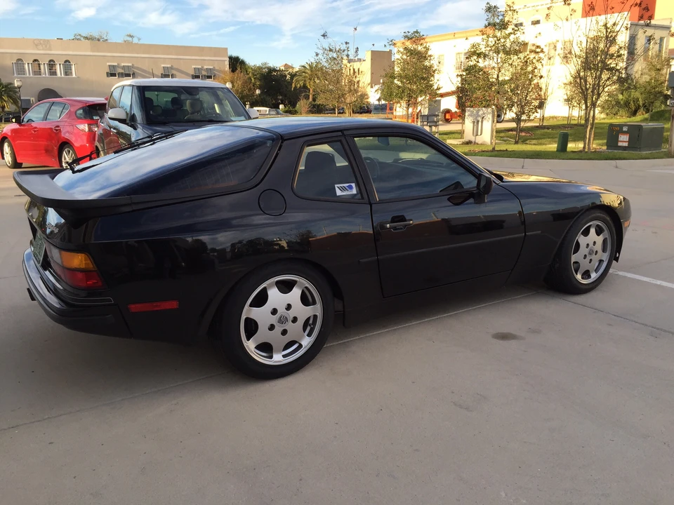 1987 Porsche 944 - Image 3 of 31