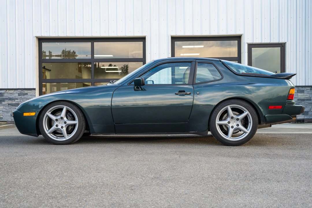 1987 Porsche 944 Turbo - Image 12 of 31