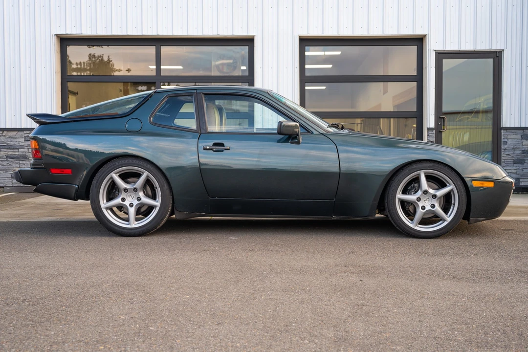 1987 Porsche 944 Turbo - Image 8 of 31