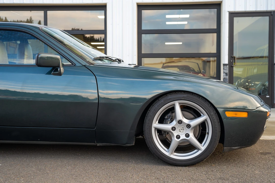 1987 Porsche 944 Turbo - Image 16 of 31