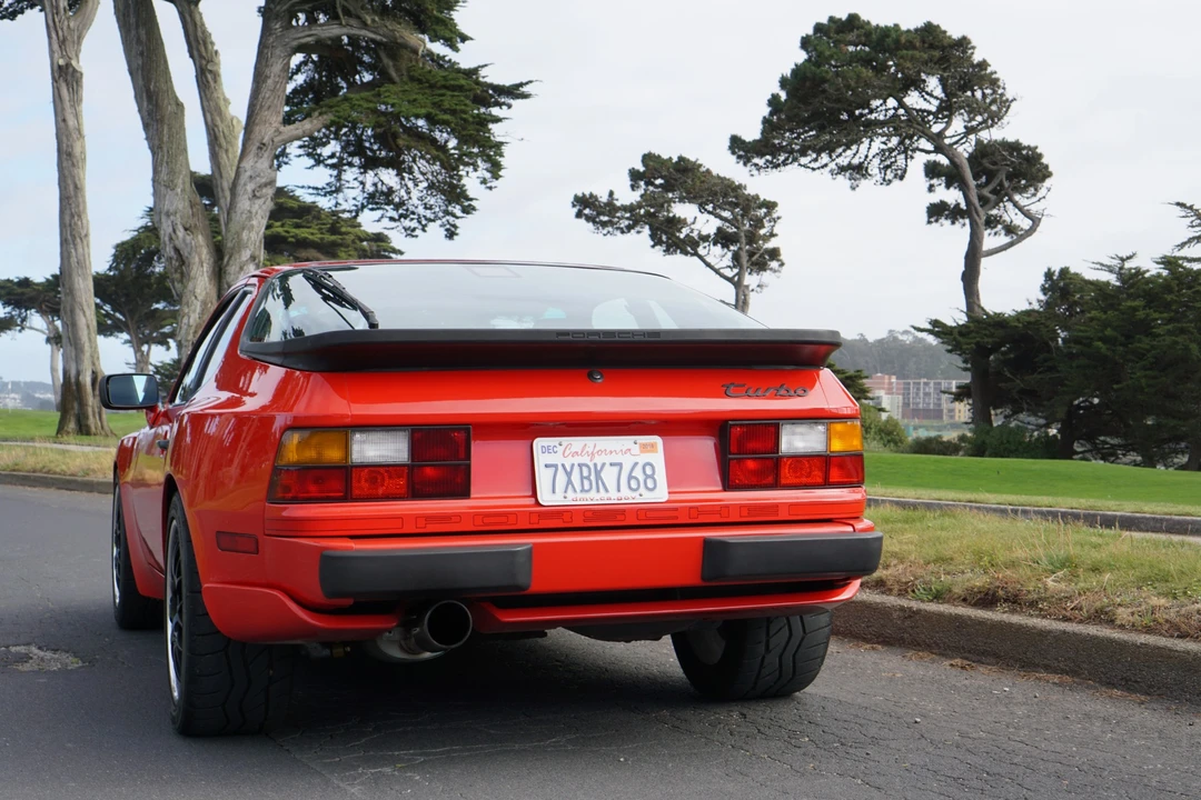 1987 Porsche 944 Turbo - Image 16 of 31