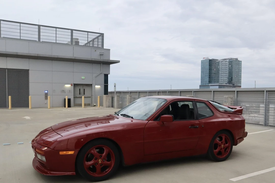 1987 Porsche 944 Turbo - Image 2 of 31