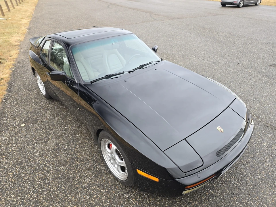 1987 Porsche 944 Turbo - Image 10 of 31