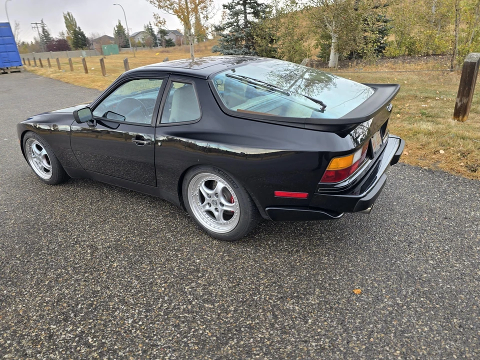 1987 Porsche 944 Turbo - Image 26 of 31