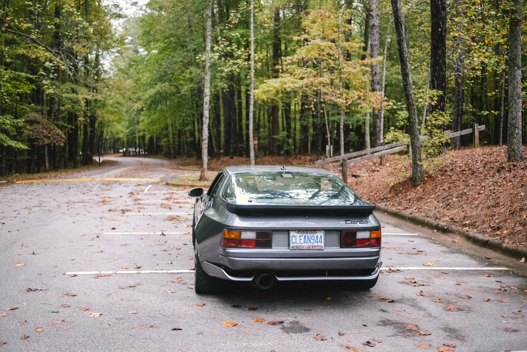 1987 Porsche 944 Turbo - Image 8 of 31