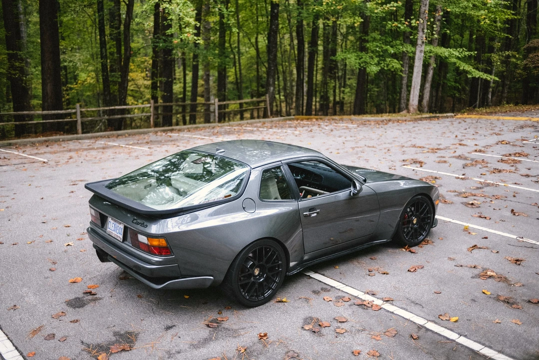 1987 Porsche 944 Turbo - Image 10 of 31